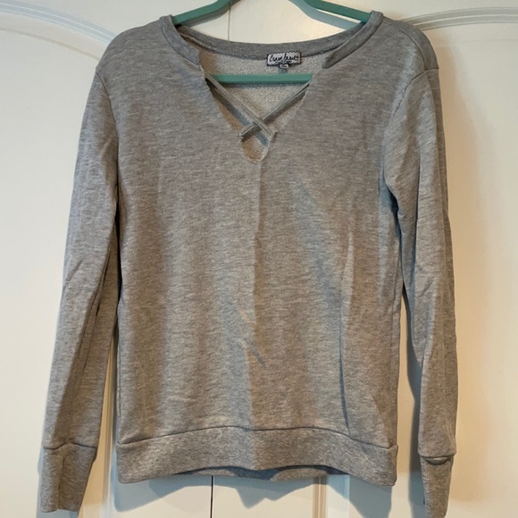 Long sleeved sweater/sweatshirt - Picture 1 of 1